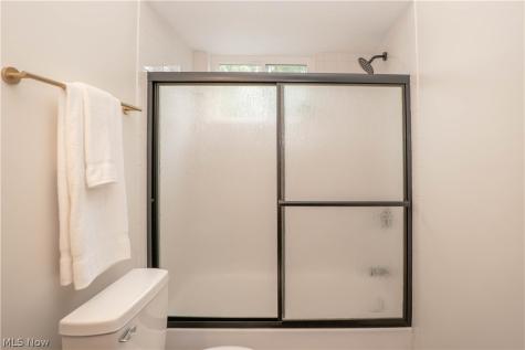 36473 Lake Shore Boulevard Eastlake OH 44095