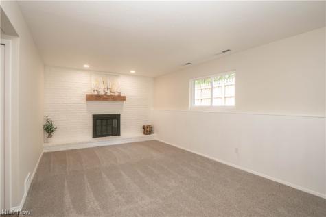 36473 Lake Shore Boulevard Eastlake OH 44095