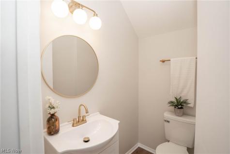 36473 Lake Shore Boulevard Eastlake OH 44095