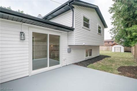 36473 Lake Shore Boulevard Eastlake OH 44095
