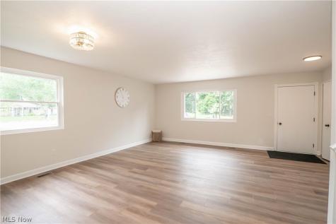 36473 Lake Shore Boulevard Eastlake OH 44095
