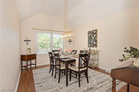 5766 Green Circle Willoughby OH 44094