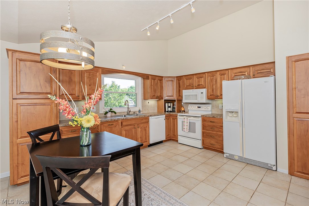 5766 Green Circle Willoughby OH 44094
