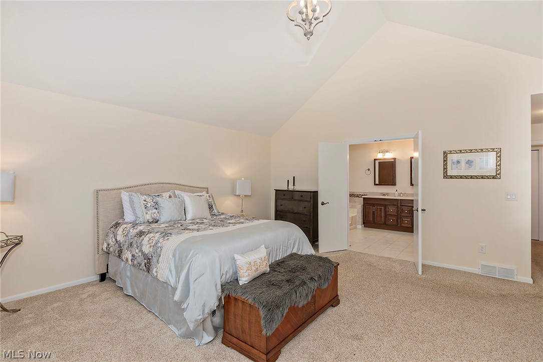 5766 Green Circle Willoughby OH 44094