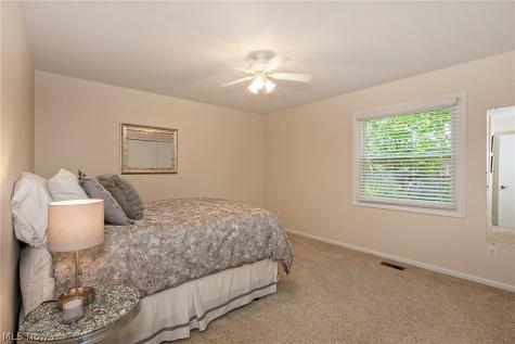 5766 Green Circle Willoughby OH 44094