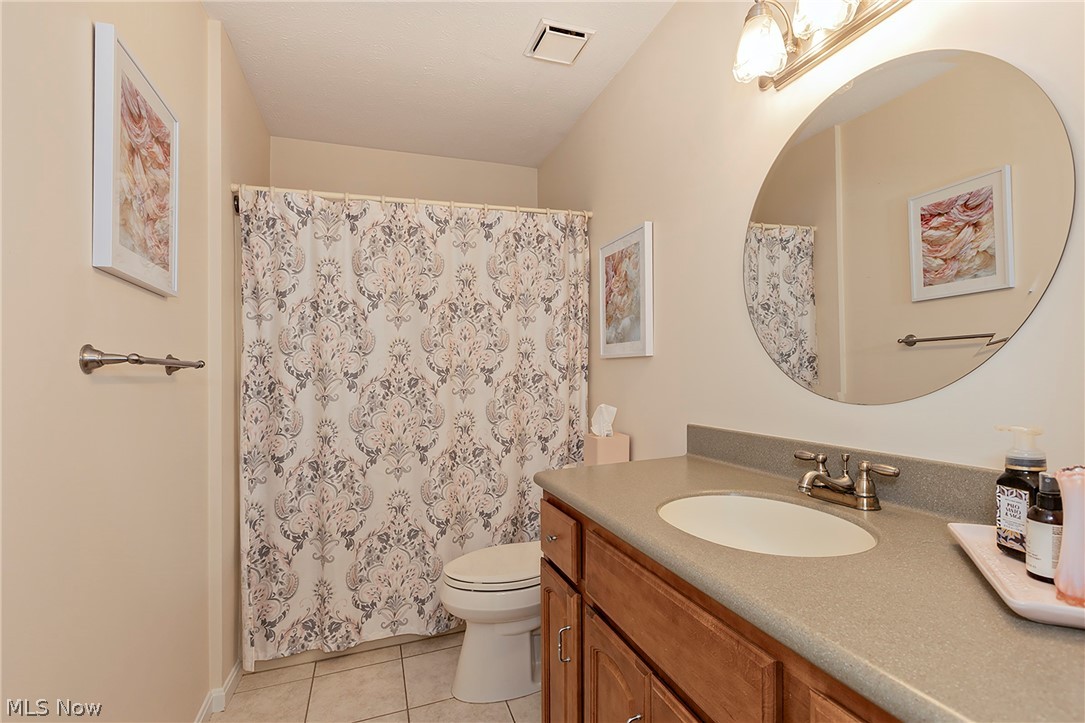 5766 Green Circle Willoughby OH 44094