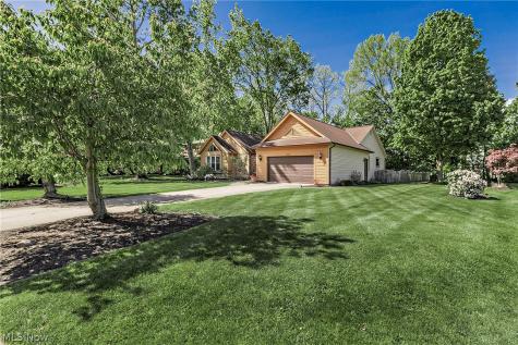 5766 Green Circle Willoughby OH 44094