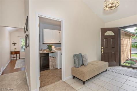5766 Green Circle Willoughby OH 44094