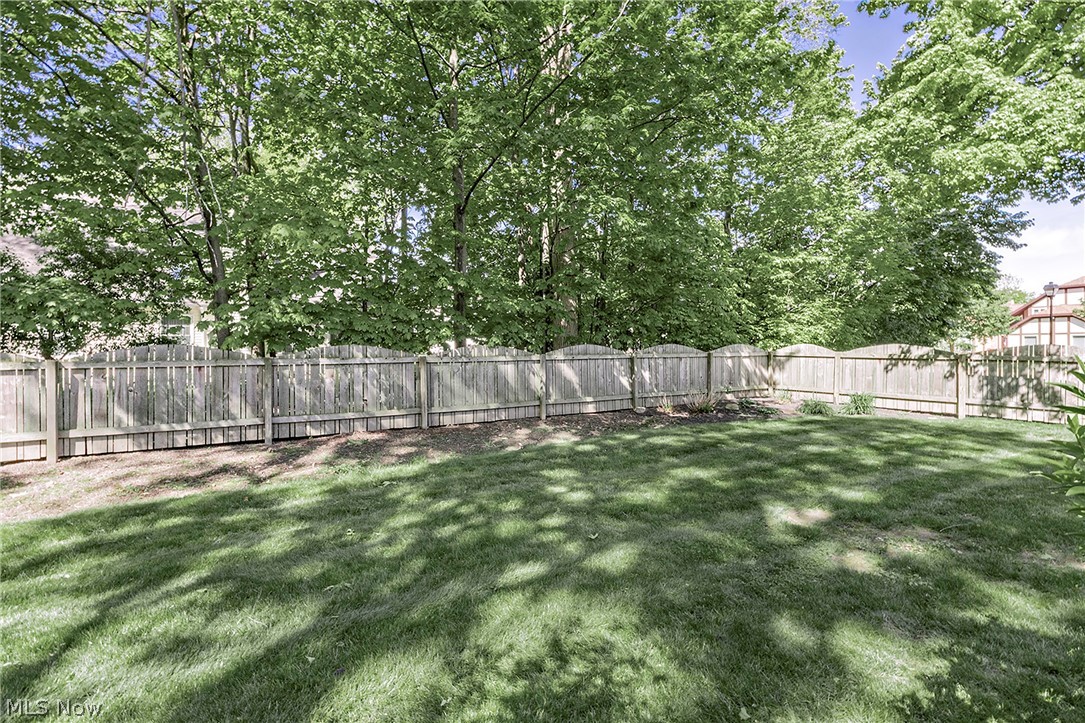 5766 Green Circle Willoughby OH 44094