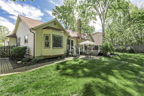 5766 Green Circle Willoughby OH 44094