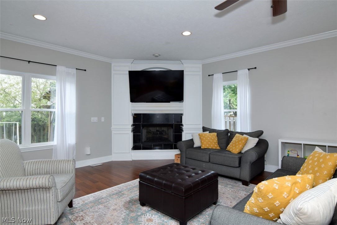 692 N Elmwood Avenue Wickliffe OH 44092