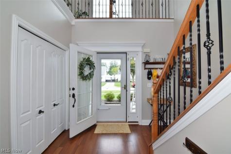 692 N Elmwood Avenue Wickliffe OH 44092