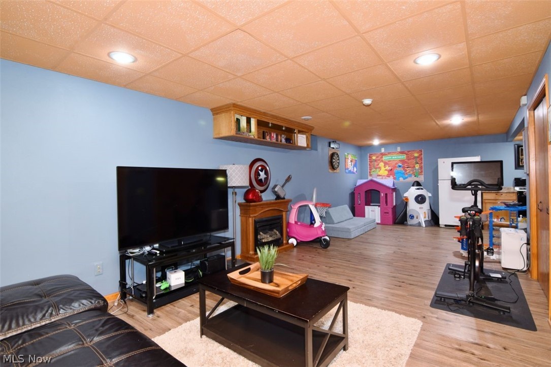 692 N Elmwood Avenue Wickliffe OH 44092