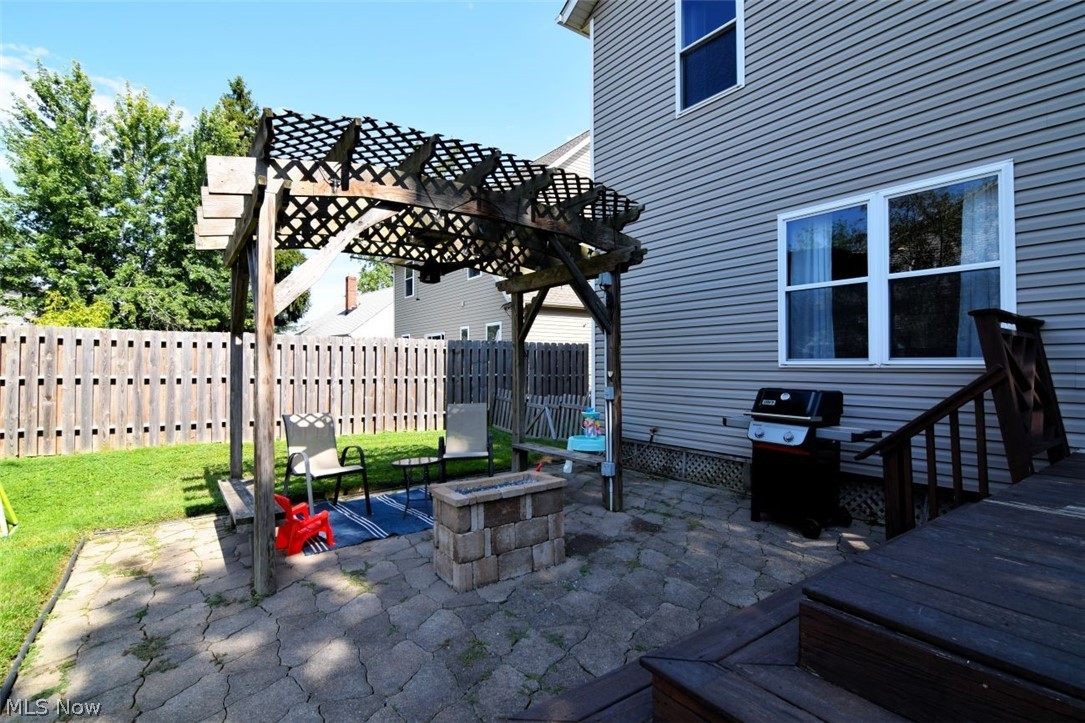 692 N Elmwood Avenue Wickliffe OH 44092