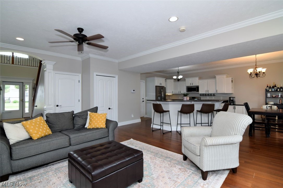 692 N Elmwood Avenue Wickliffe OH 44092