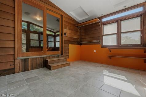 146 Riverview Drive Marietta OH 45750