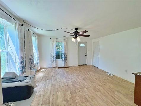 10677 Baumhart Road Amherst OH 44001