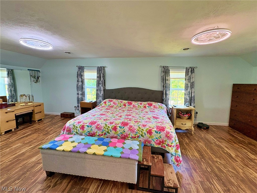 10677 Baumhart Road Amherst OH 44001
