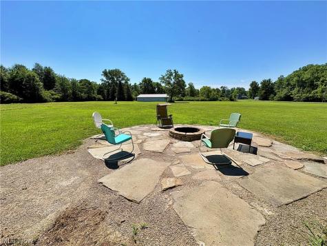 10677 Baumhart Road Amherst OH 44001