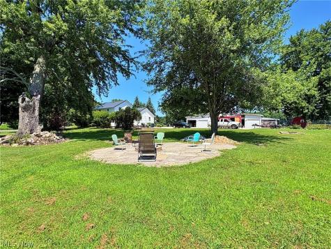 10677 Baumhart Road Amherst OH 44001