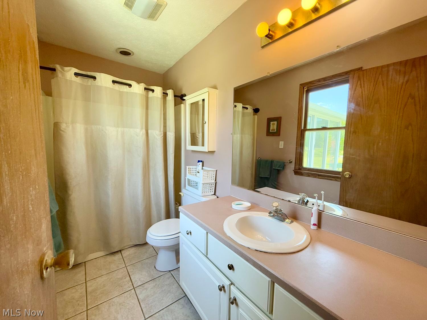 28509 Hawley Road Sullivan OH 44880