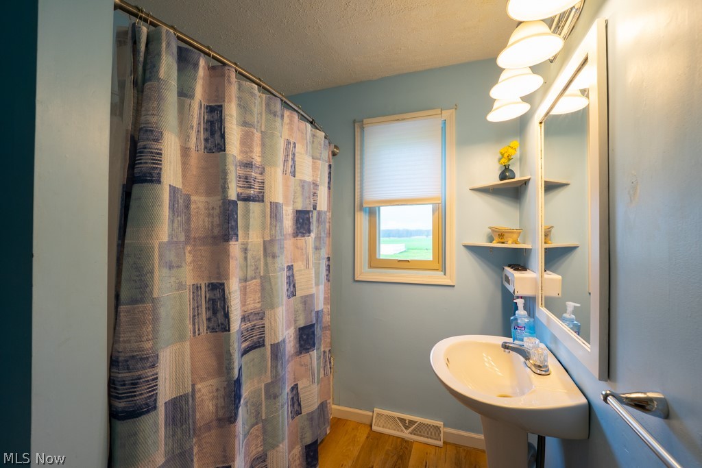 10341 W Old Lincoln Way Wooster OH 44691