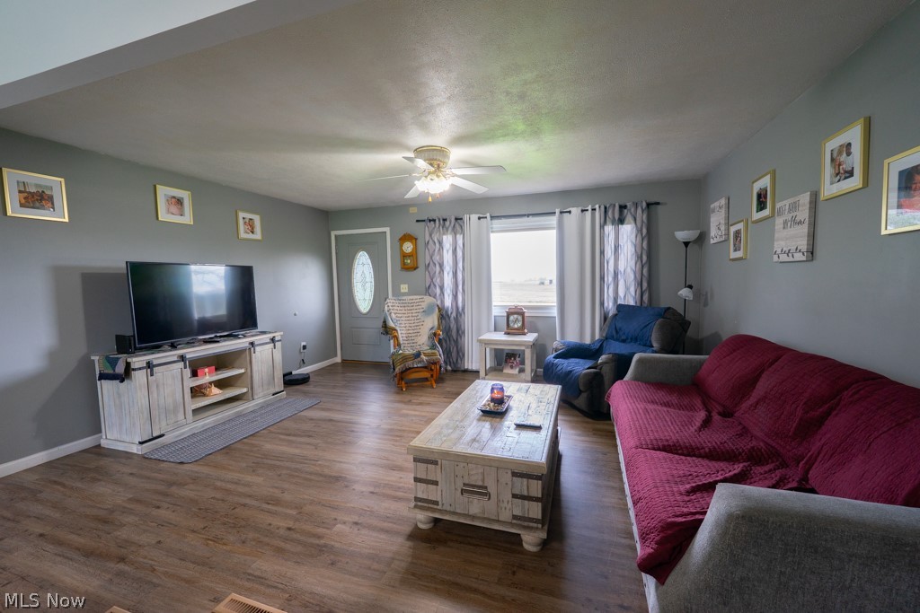 10341 W Old Lincoln Way Wooster OH 44691