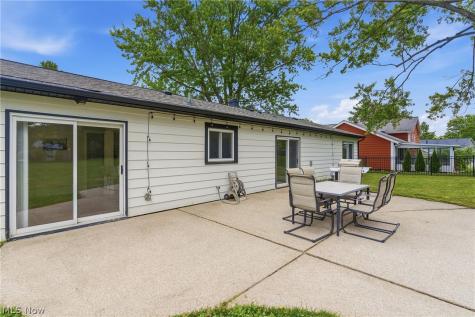161 Devorah Drive Aurora OH 44202