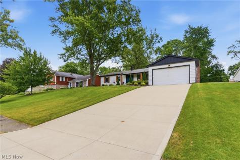 161 Devorah Drive Aurora OH 44202