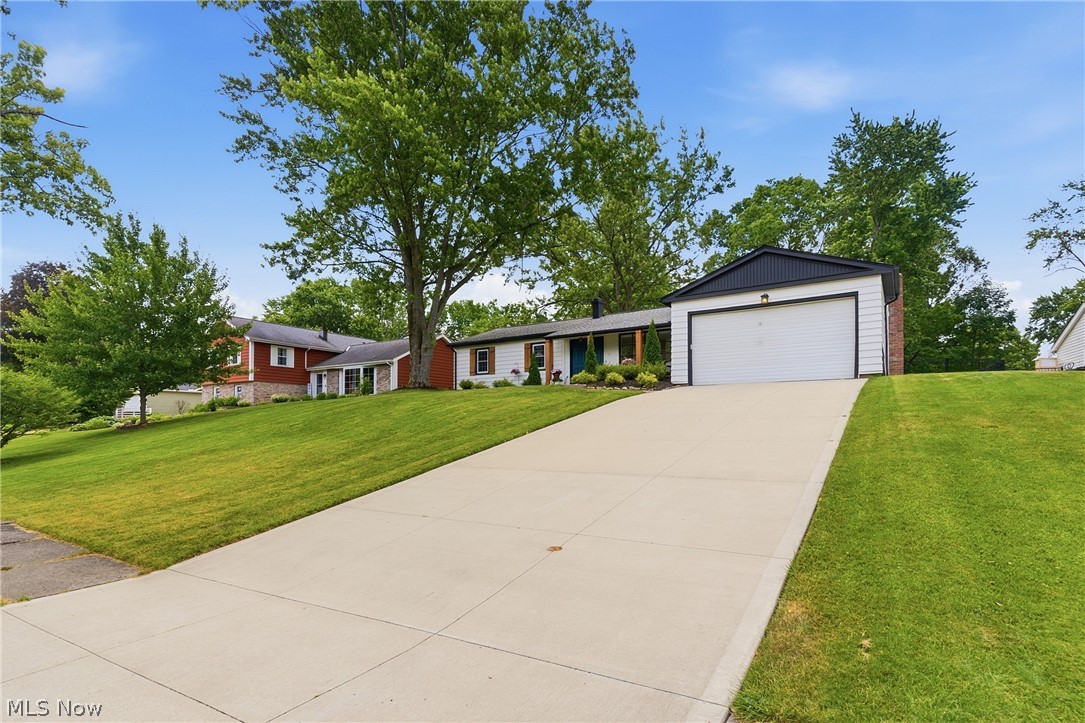 161 Devorah Drive Aurora OH 44202
