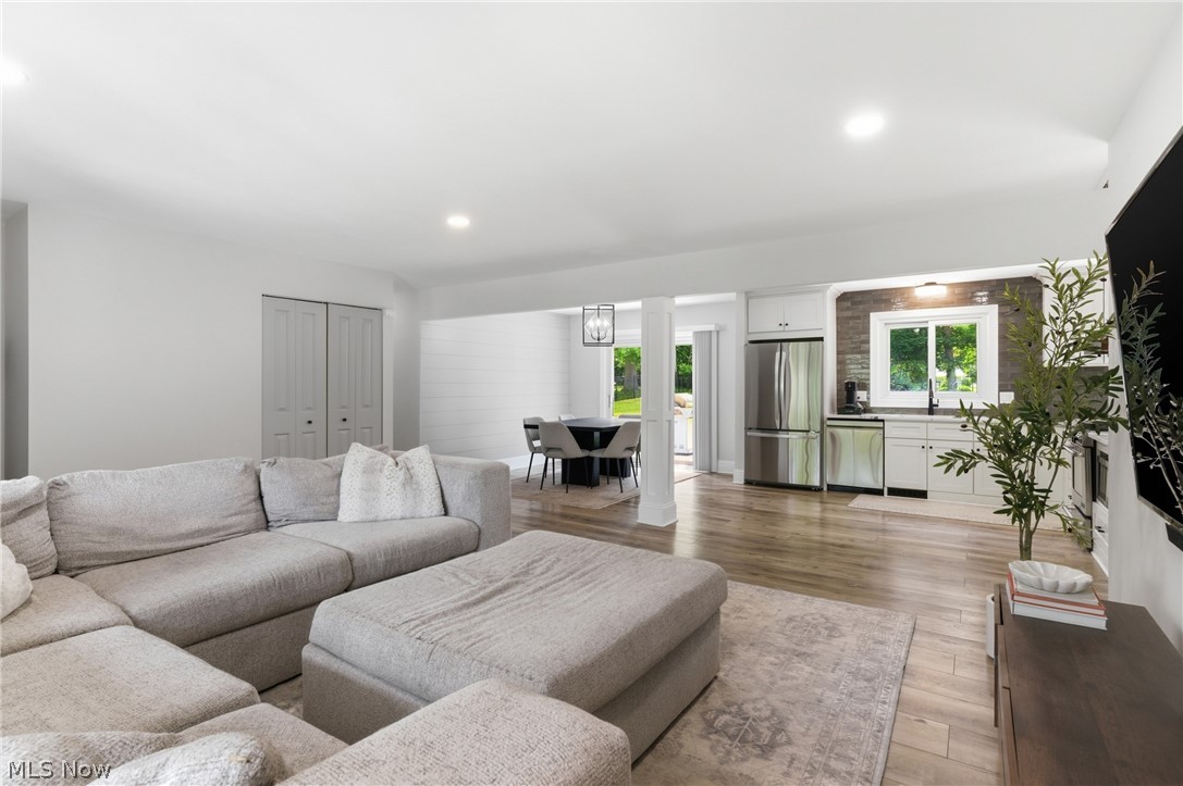 161 Devorah Drive Aurora OH 44202
