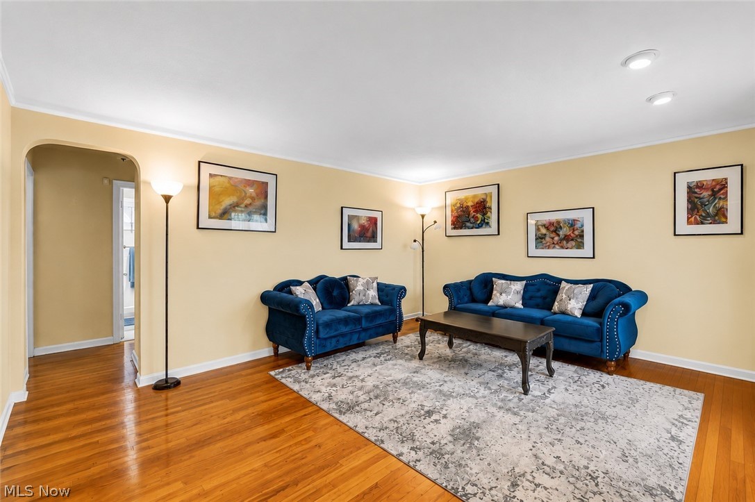 1369 Cranover Road Lyndhurst OH 44124