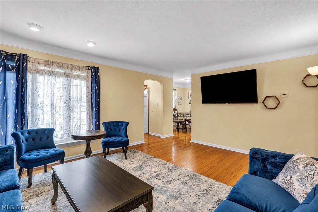 1369 Cranover Road Lyndhurst OH 44124
