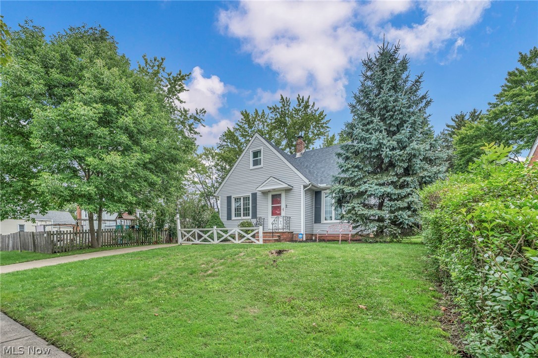 1369 Cranover Road Lyndhurst OH 44124