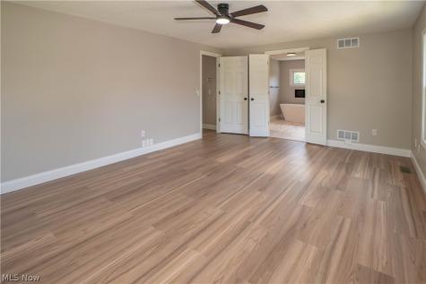 2888 Saint Albans Circle NW North Canton OH 44720
