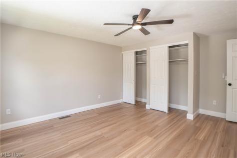 2888 Saint Albans Circle NW North Canton OH 44720