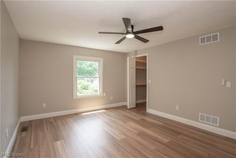 2888 Saint Albans Circle NW North Canton OH 44720