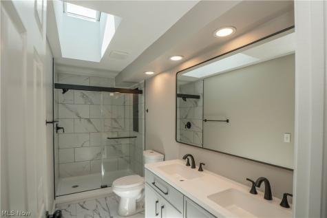 2888 Saint Albans Circle NW North Canton OH 44720