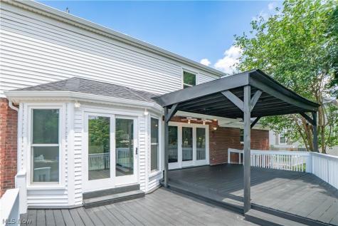 2888 Saint Albans Circle NW North Canton OH 44720