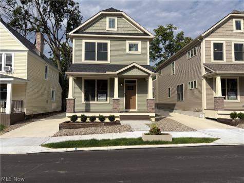 1881 Woodlawn Avenue Cleveland OH 44112