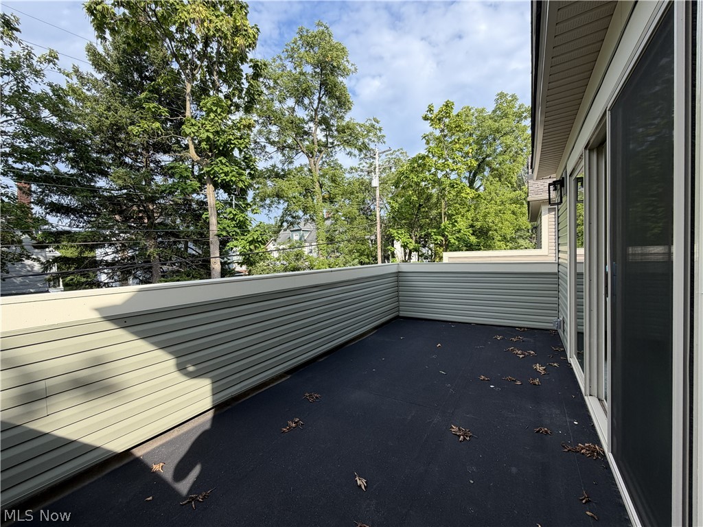 1881 Woodlawn Avenue Cleveland OH 44112