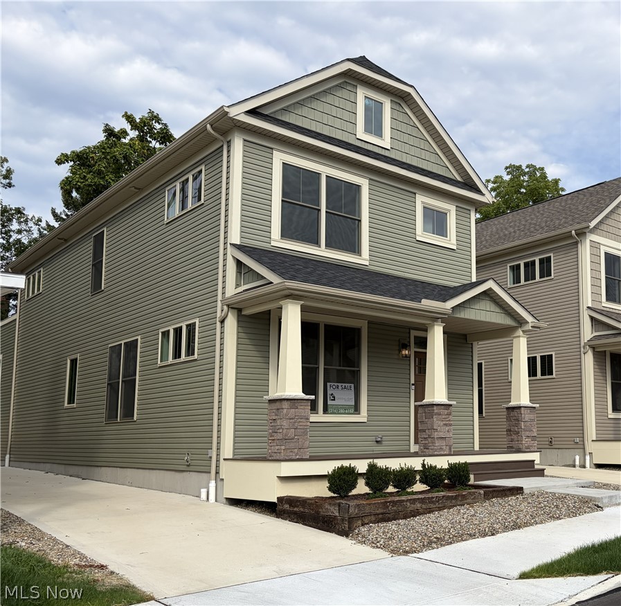 1881 Woodlawn Avenue Cleveland OH 44112