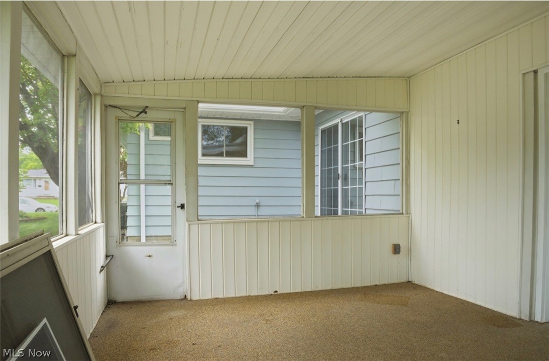 1104 Gary Avenue Girard OH 44420