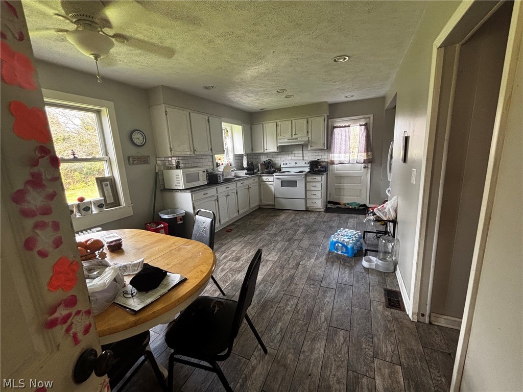 2196 Congress Lake Road Mogadore OH 44260
