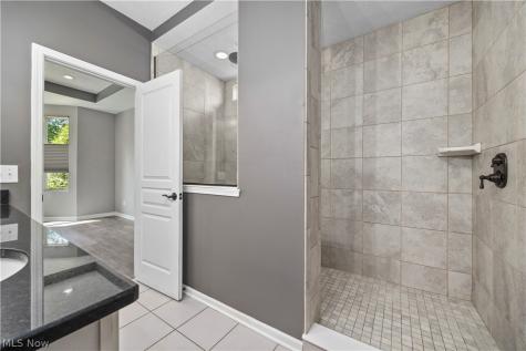 19126 Ledgestone Drive Strongsville OH 44149