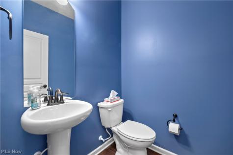 19126 Ledgestone Drive Strongsville OH 44149