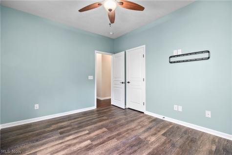 19126 Ledgestone Drive Strongsville OH 44149