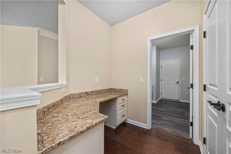 19126 Ledgestone Drive Strongsville OH 44149