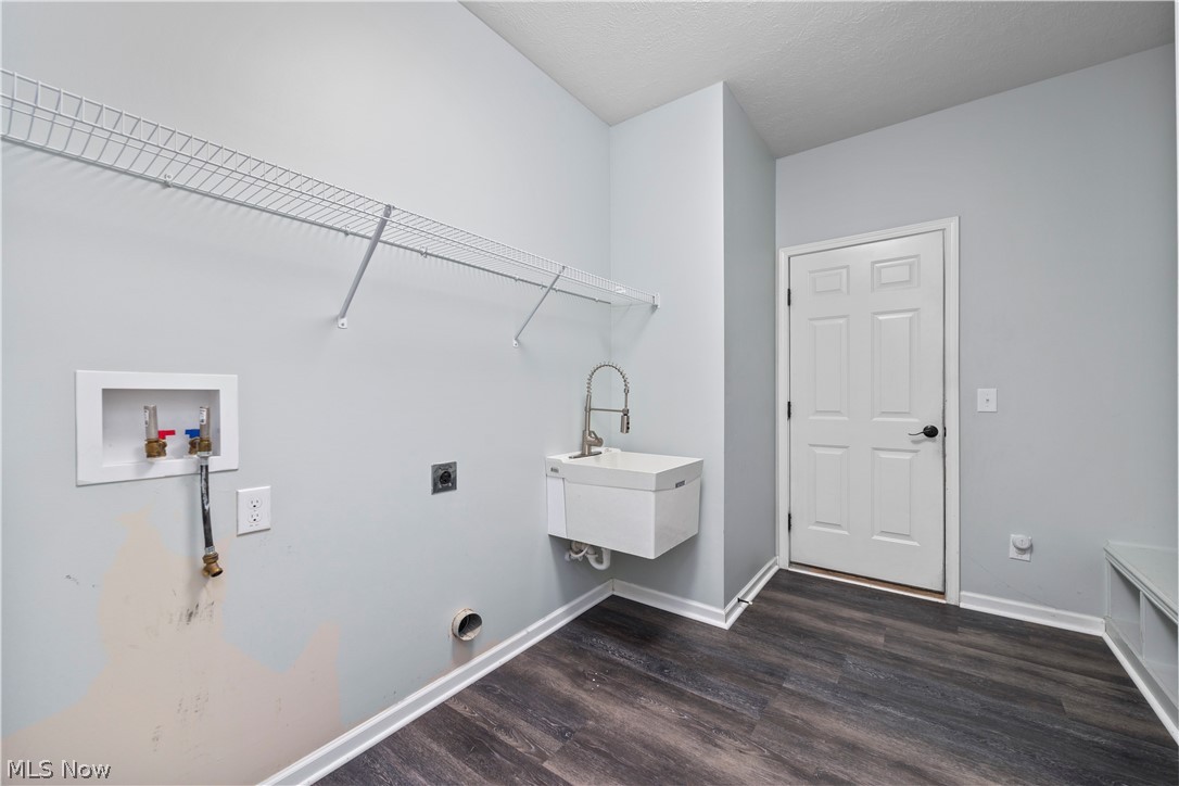 19126 Ledgestone Drive Strongsville OH 44149