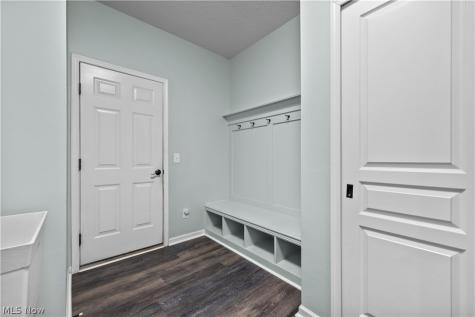 19126 Ledgestone Drive Strongsville OH 44149
